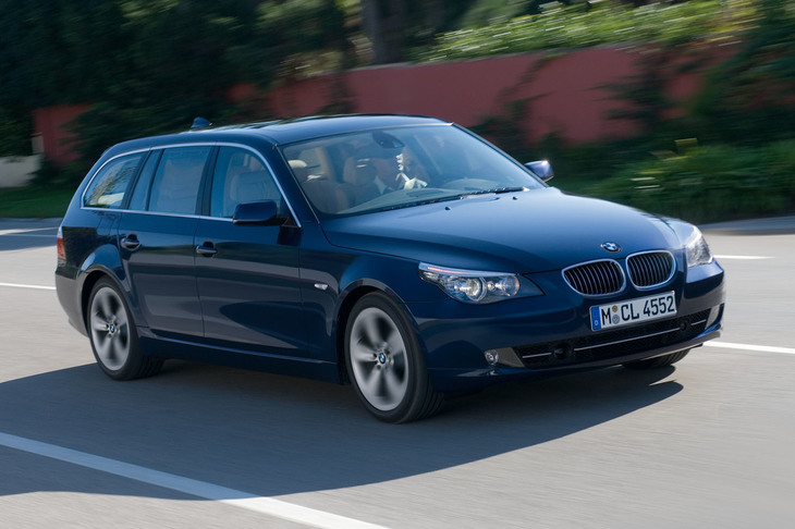 K青年がこれまでで最も長く所有したという「BMW 5シリーズ ツーリング」（E61型）。これも含めてただの一度も車検を通したことがないというのだから驚く。