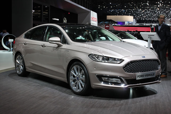 フォード・モンデオ ヴィニャーレ