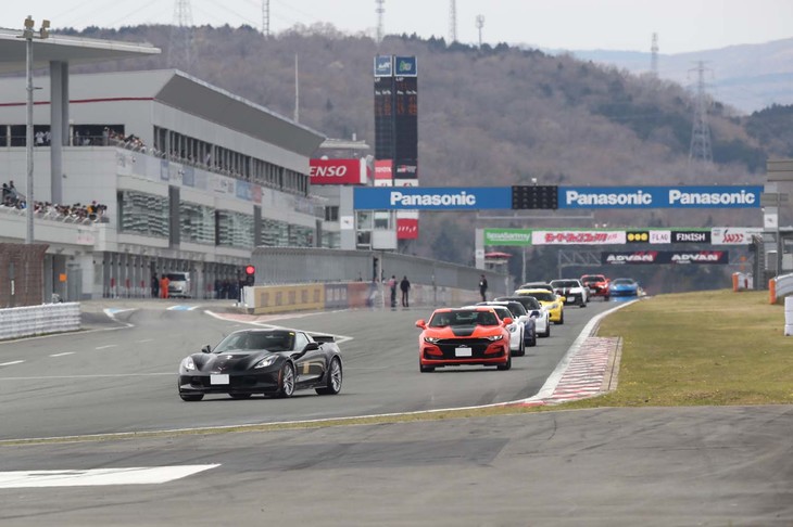 ファミリー参加も多かった「シボレーファンデー2019」でのパレードラン。愛車とのいい思い出になったはずだ。