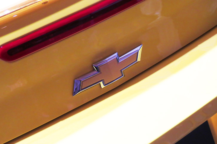 “ボウタイ”と呼ばれるシボレーのエンブレム。