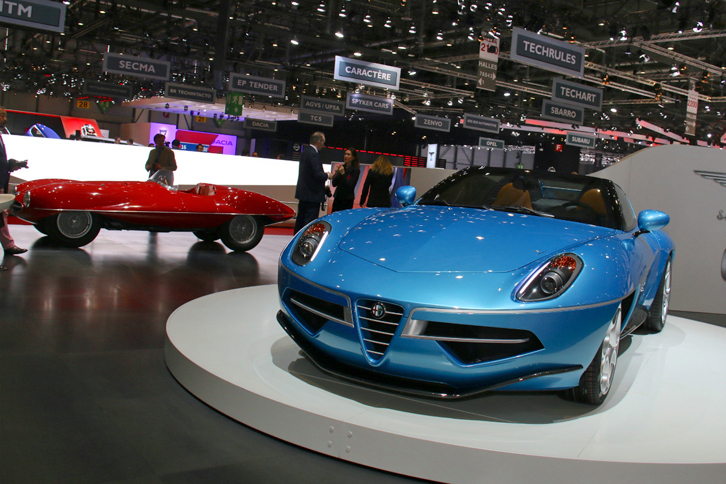 第86回ジュネーブモーターショーの会場から。トゥーリング・スーペルレッジェーラの創立90周年記念作「ディスコヴォランテ スパイダー」。