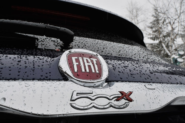 フィアット500Xクロスプラス