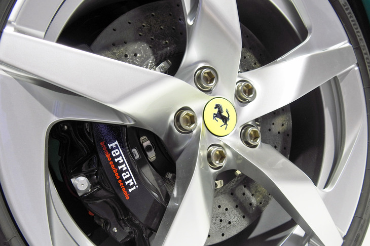 フェラーリ・アマルフィ スパイダー（フロントブレーキ）