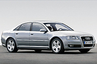 「アウディ A8」に3.2リッターV6搭載のエントリーモデル登場