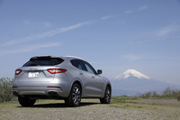 「マセラティ・レヴァンテ ディーゼル」は、ガソリンモデルの導入から遅れること約5カ月、2017年2月に日本市場への導入が発表された。