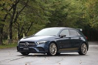 AMGのエントリーモデルとして新たにラインナップされた「35シリーズ」。2018年10月のパリモーターショーでワールドプレミアされた「メルセデスAMG A35 4MATIC」が、その第1弾モデルとなった。