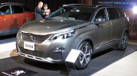 プジョーの7人乗りSUV「5008」 今秋日本導入へ