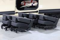 2・3列目のシートは1脚ごとに取り外しが可能。固定具のつくりが洗練されており、脱着の操作自体は競合他車より容易な印象だった。ただ、シート自体は23kgの重さがあるので、作業時には腰を痛めないよう、ご用心。