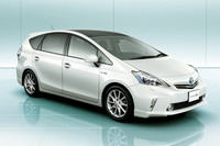 「プリウスα」