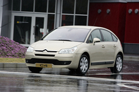 シトロエンC4 1.6(4AT)／クーペ2.0VTS(5MT)【試乗速報】の画像