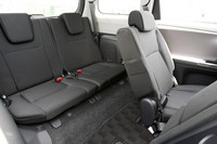 シートアレンジや各部の寸法は先代モデルから変わっていないが、今の基準で見ても見劣りしない。