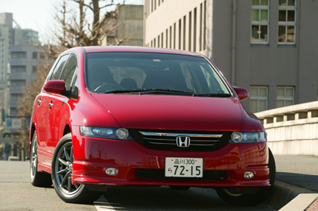 【スペック】全長×全幅×全高＝4765×1800×1550mm/ホイールベース＝2830mm/車重＝1640kg/駆動方式＝FF/2.4リッター直4DOHC16バルブ（200ps/6800rpm、23.7mkg/4500rpm）/車両本体価格＝273万円（テスト車＝349万6500円）