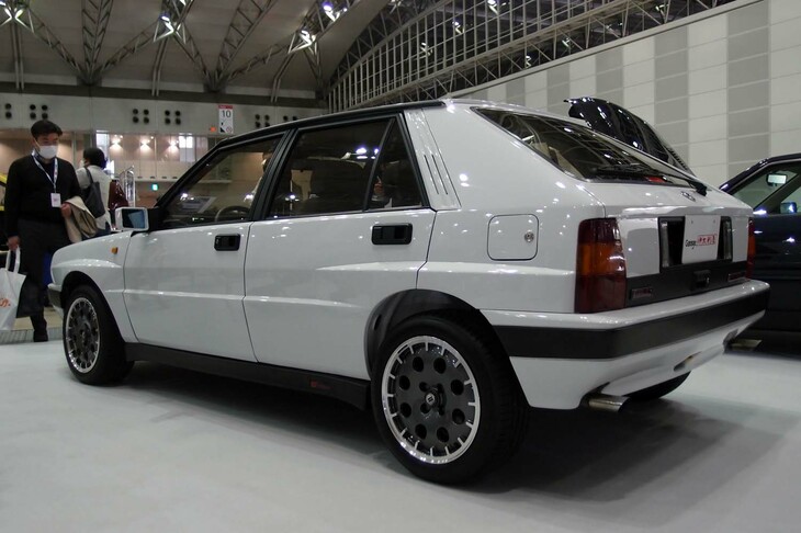 ランチア・デルタHFインテグラーレ8V（1988年）／ガレーヂ伊太利屋