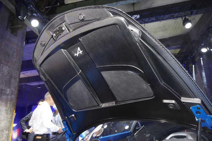 アルピーヌA110 R（フロントボンネット）