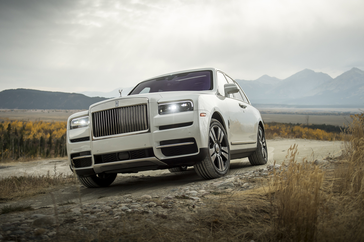 アルミを用いたロールス・ロイスの新世代プラットフォームをベースに設計された「カリナン」。駆動方式は同ブランド初の4WDとなる。