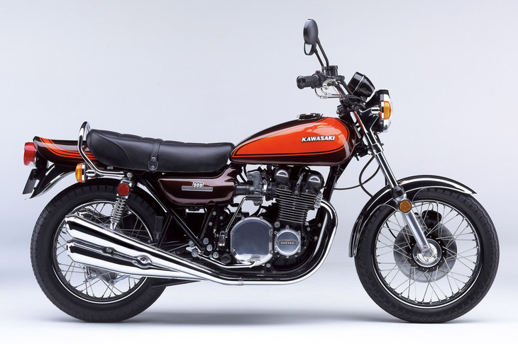 1972年にカワサキがリリースした「900 Super4」。今日でも「Z1」の名で親しまれる、押しも押されもしないカワサキの名車である。