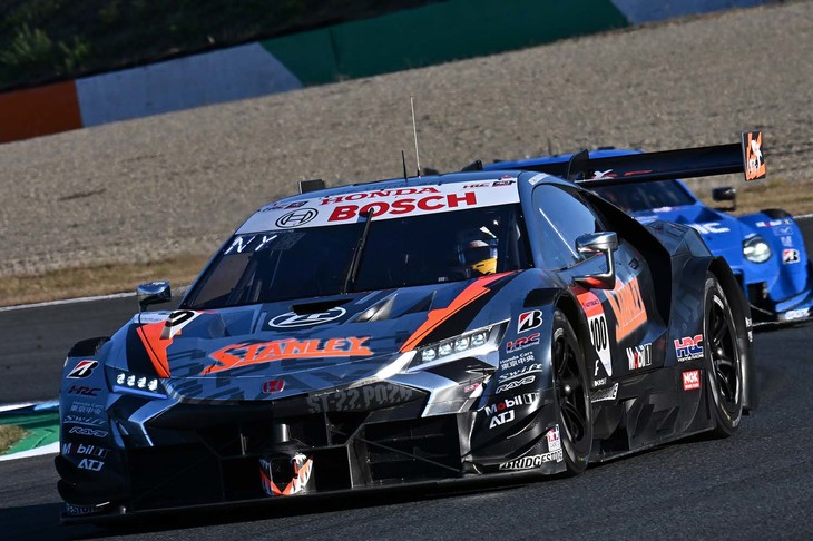 山本尚貴／牧野任祐組のNo.100 STANLEY NSX-GT。（写真提供 GTA）