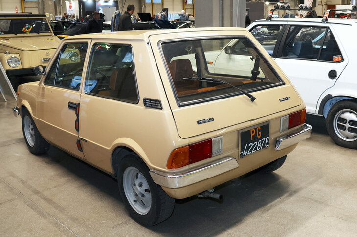 「インノチェンティ・ミニ」。2023年10月、ボローニャの「アウトモト・デポカ」会場で撮影。