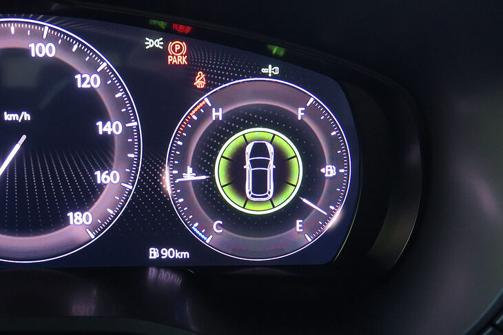 マツダCX-60 XDエクスクルーシブモード（液晶メーター）