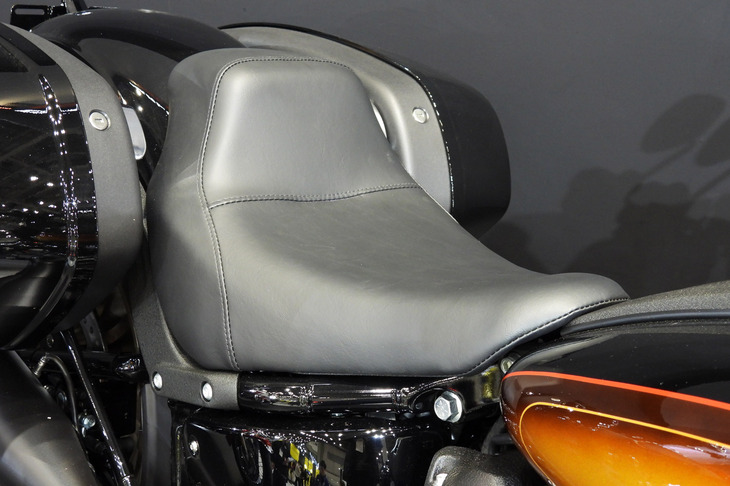 ハーレーダビッドソン・ローライダーST