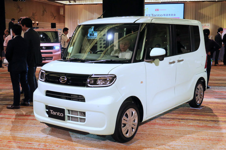 ダイハツ・タントX（エクステリア）