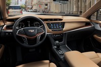 「XT5」のインストゥルメントパネル。