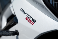 MVアグスタ・スーパーヴェローチェ98エディツィオーネ リミタータ（6MT）／インディアンFTR×RSDスーパーフーリガン（6MT）／トライアンフ・デイトナ660（6MT）【試乗記】の画像