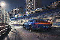 新型「ポルシェ911 GT3」がデビュー　空力性能が大幅に向上の画像
