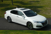 ホンダ・アコード ハイブリッド