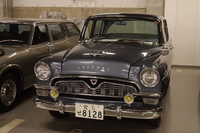 「トヨペット・クラウン」
    