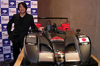 今年は監督業に専念する“マッチ”こと近藤真彦。「監督としてやるべき仕事がいっぱいあることだし、今年は乗らないほうがいいと思った。でも機会があればまたドライブしたいですね」