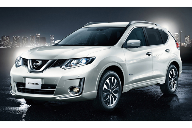「日産エクストレイル モード・プレミア ハイブリッド」