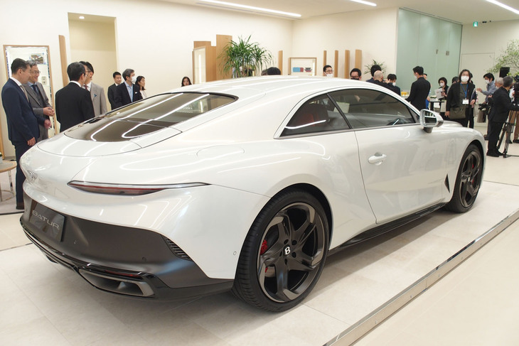 ベントレー・マリナー バトゥール（リアビュー）