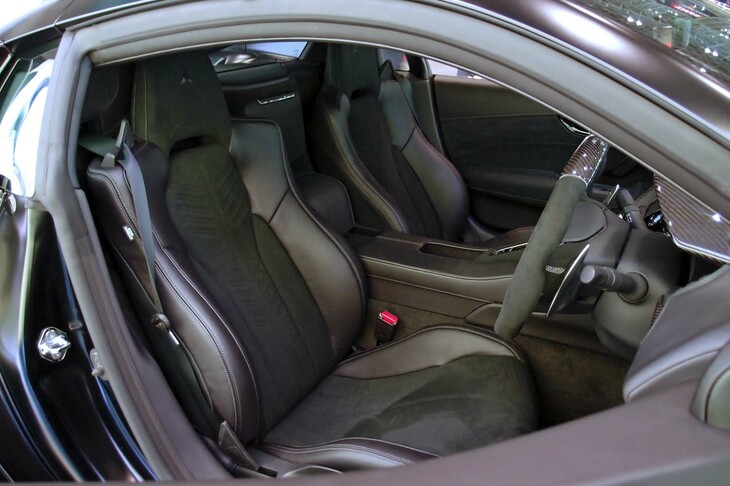 ホンダNSX＜ARTA MECHANICS LEGAVELO＞（シート）