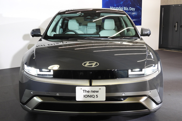 ヒョンデ・アイオニック5（フロント）