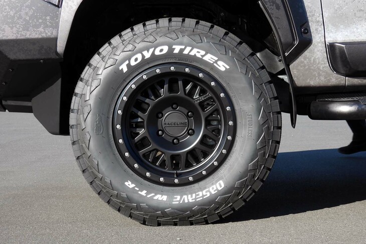 三菱トライトンSNOW SHREDDER CONCEPT（タイヤ＆ホイール）