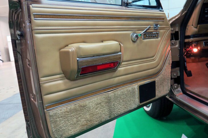 ジープ・グランドワゴニア（1988年／BUDDY-AUTO）