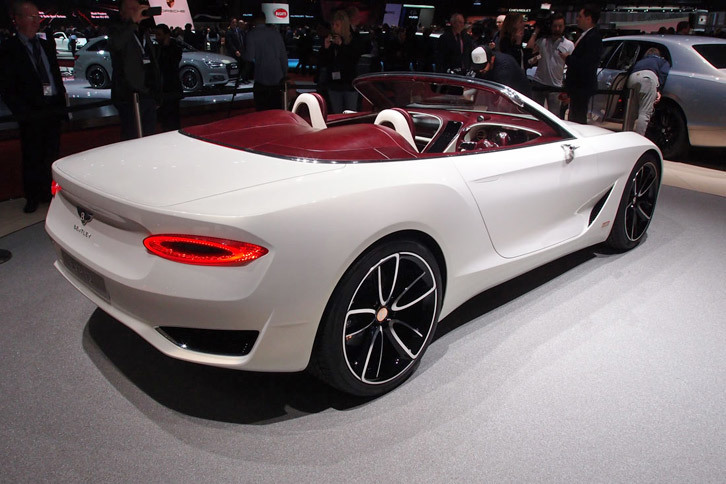 ベントレーEXP 12 スピード6e