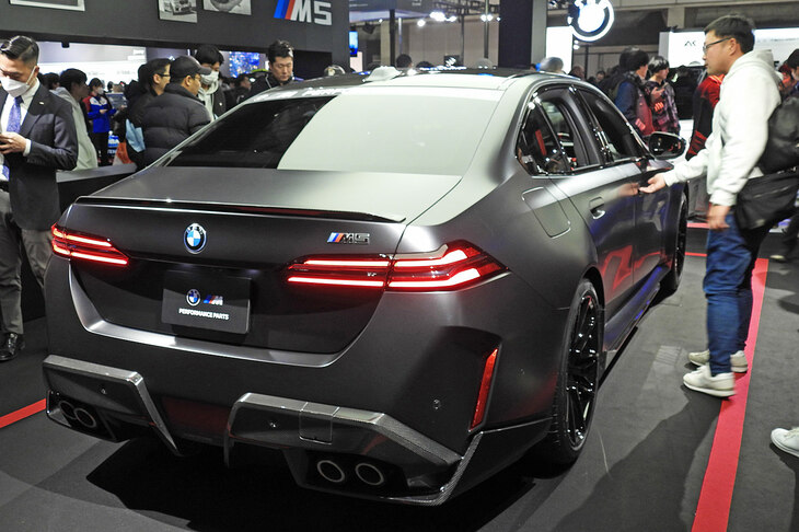 BMW M5（Mパフォーマンスパーツ装着車）