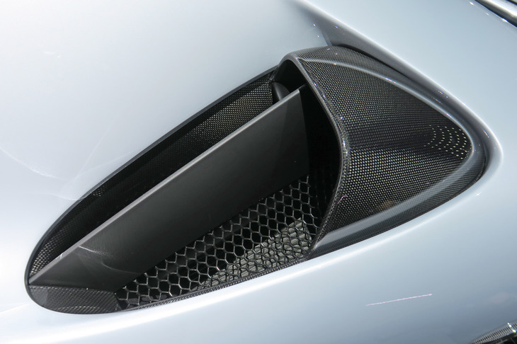 フェラーリSF90 XXストラダーレ（サイドエアインテーク）