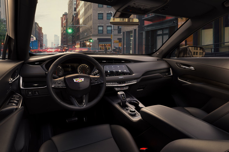 「XT4」のインストゥルメントパネル。