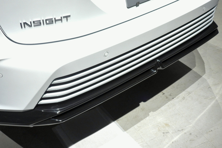 ホンダ・インサイト（リアリップスポイラー）