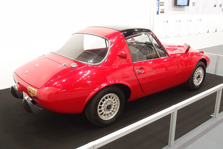 トヨタ・スポーツ800 ガスタービン・ハイブリッドカー