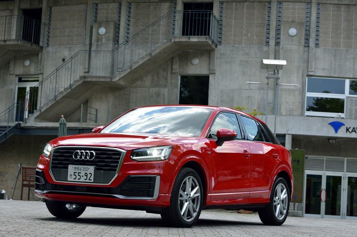 アウディQ2ファーストエディション