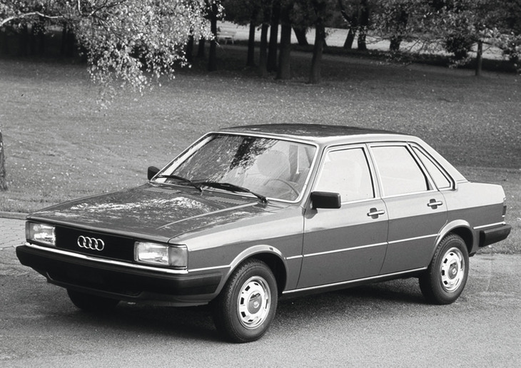 1980年代末、東京で筆者が乗っていたのと同じ2代目「アウディ80」。