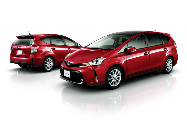 「トヨタ・プリウスα G“ツーリングセレクション”」（5人乗り）