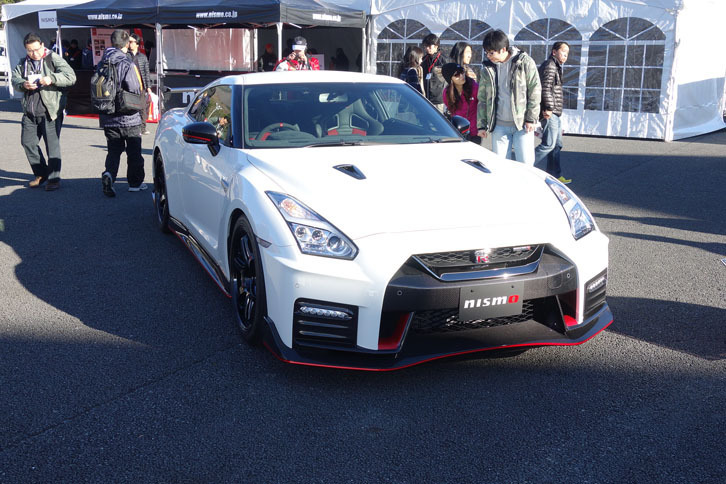 現行型のNISMO車両もしっかり展示されていた。「日産GT-R NISMO（17MY）」。