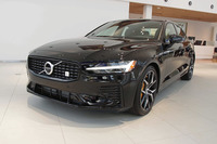 新型「ボルボS60」に「T8ポールスターエンジニアード」登場　30台限定の高性能モデル