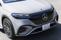 グリルにあたる部分とヘッドランプが一体化した滑らかな面構成のフロントマスクが「EVA2」を使うBEVの特徴。Cd値は0.25をうたう。