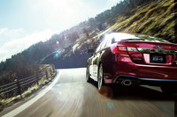 「レガシィB4」のバックショット。